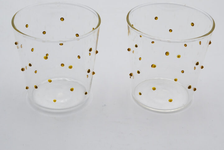 Verres à eau à pois ambré