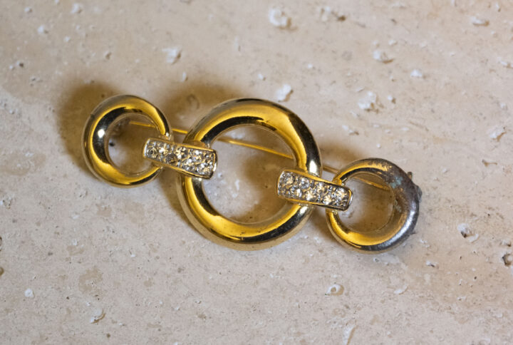 broche vintage