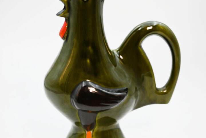 carafe en céramique en forme de coq