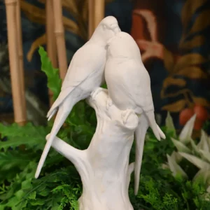 statuette en biscuit, porcelaine de Sèvres